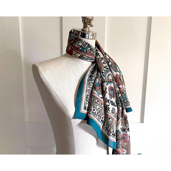Vintage Ornate Pattern Scarf with Turquoise Border - Picture 2 of 10